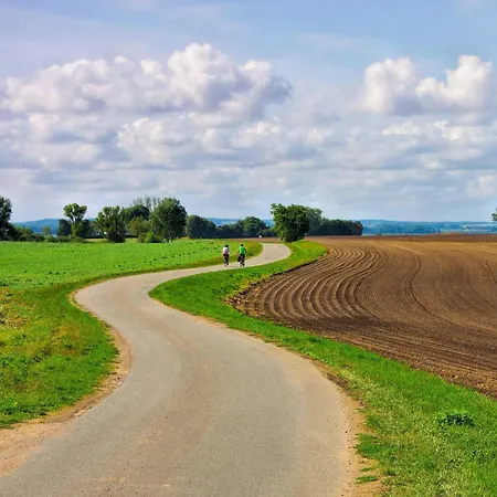 Kranichruh Im Gutshaus - Ihr Rueckzugsort In Der * Sembzin
