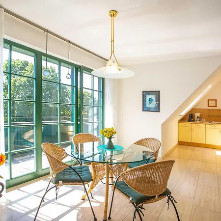 Kranichruh Im Gutshaus - Ihr Rueckzugsort In Der Appartement