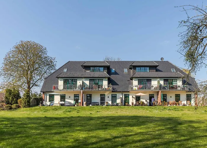 Kranichruh Im Gutshaus - Ihr Rueckzugsort In Der * Sembzin